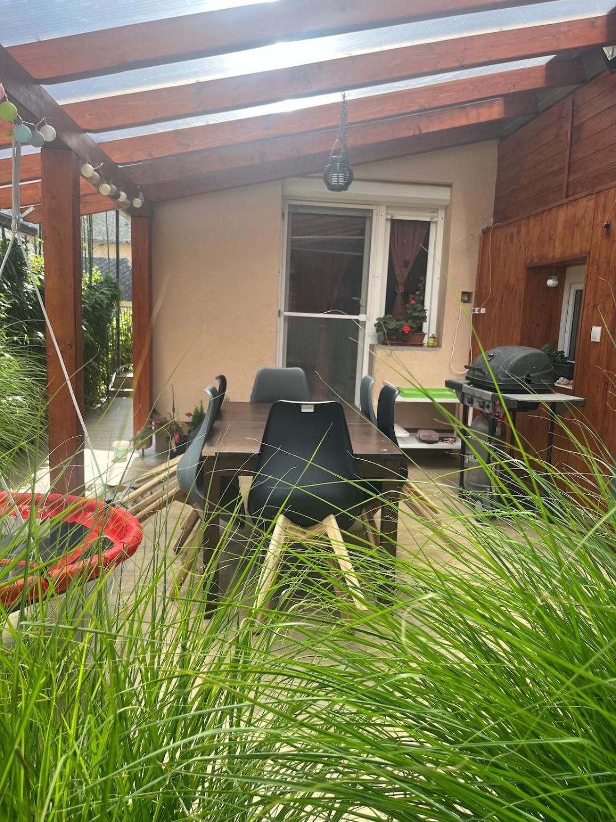 Tejfeles Vendeghaz Porva Exterior foto